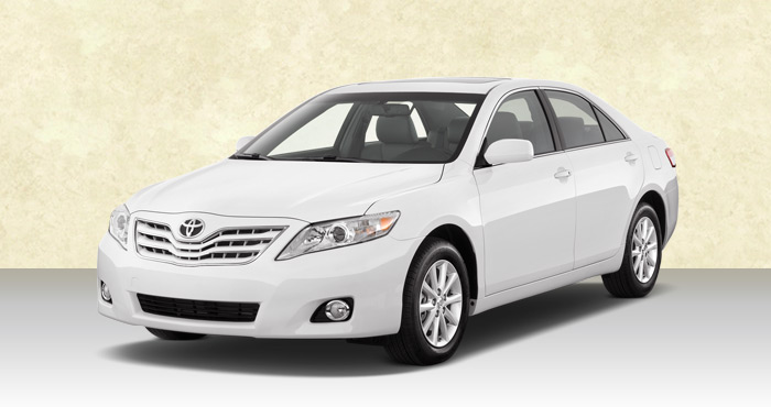 Hire Toyota Camry 4+1 Seater from India Rental Cars